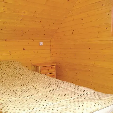 Three-bedroom Holiday In Smartno Pri Sl.gradcu * Razborca